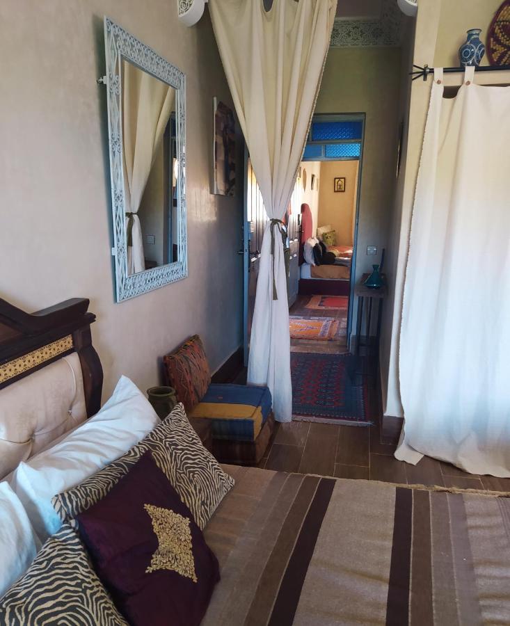 Le Petit Jardin Bed and Breakfast Demnate Buitenkant foto