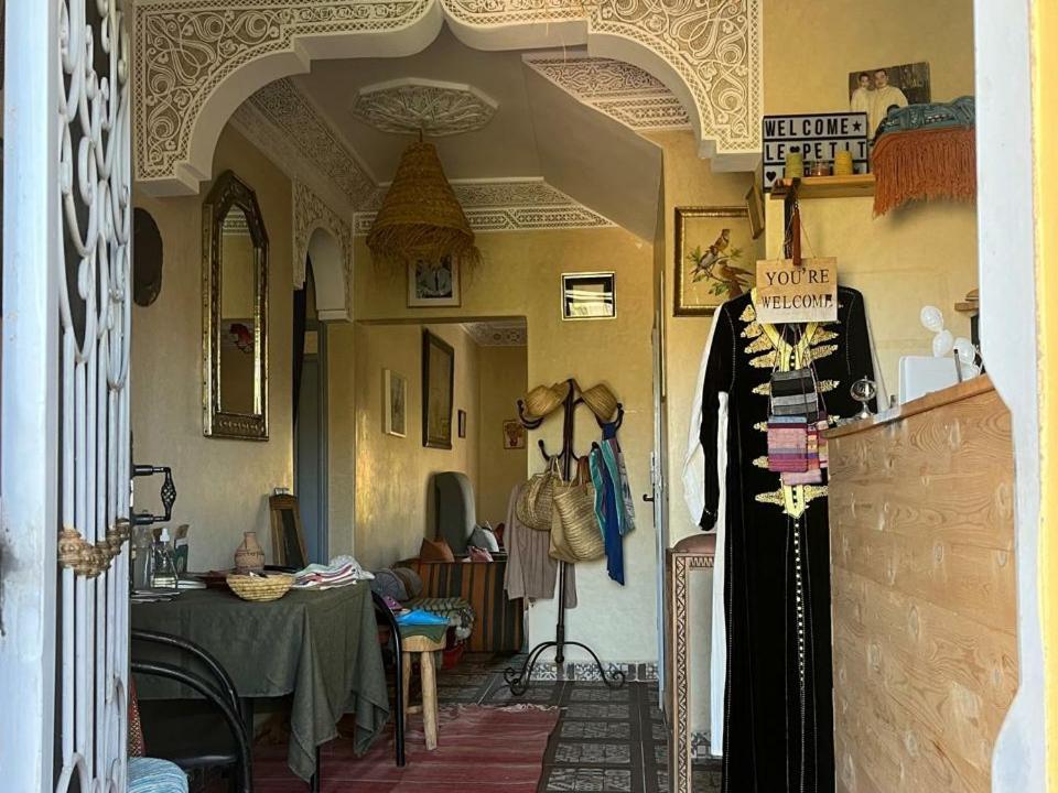 Le Petit Jardin Bed and Breakfast Demnate Buitenkant foto
